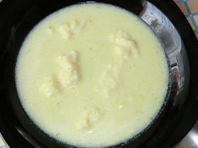 Cukkini krémleves sajtgaluskával 